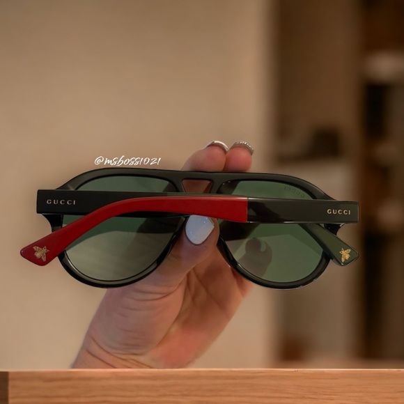Gucci Authentic Black/Red/Green Sunglasses W/Gold Bee+Case BRAND NEW NEVER WORN - Picture 3 of 4